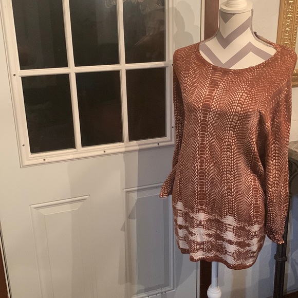 Bronze and Cream Oversized Sweater-40 - Picture 2 of 5